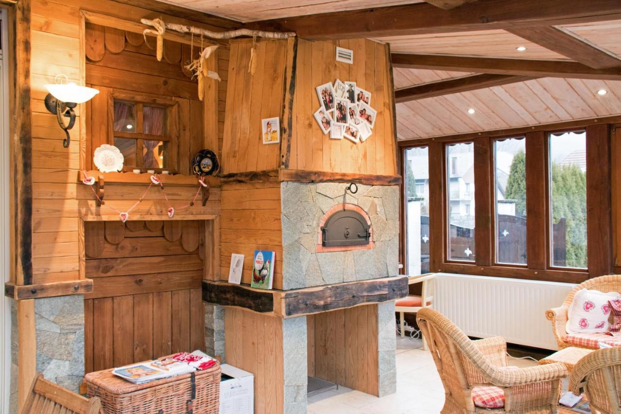 Chez MARLYSE-chambres et Table d'hôtes Saint-Maurice-sur-Moselle Exterior foto